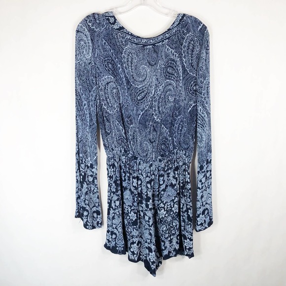 Altard State Small Romper Blue Floral Long Sleeve Shorts Drawstring V Neck 261 - Picture 2 of 7